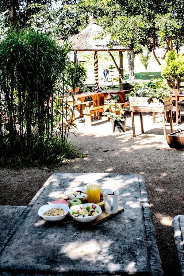 Lebo'S Soweto Backpackers Hostel Εξωτερικό φωτογραφία