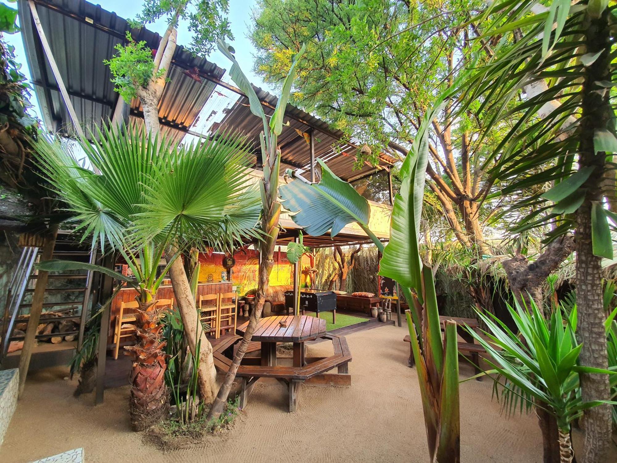 Lebo'S Soweto Backpackers Hostel Εξωτερικό φωτογραφία