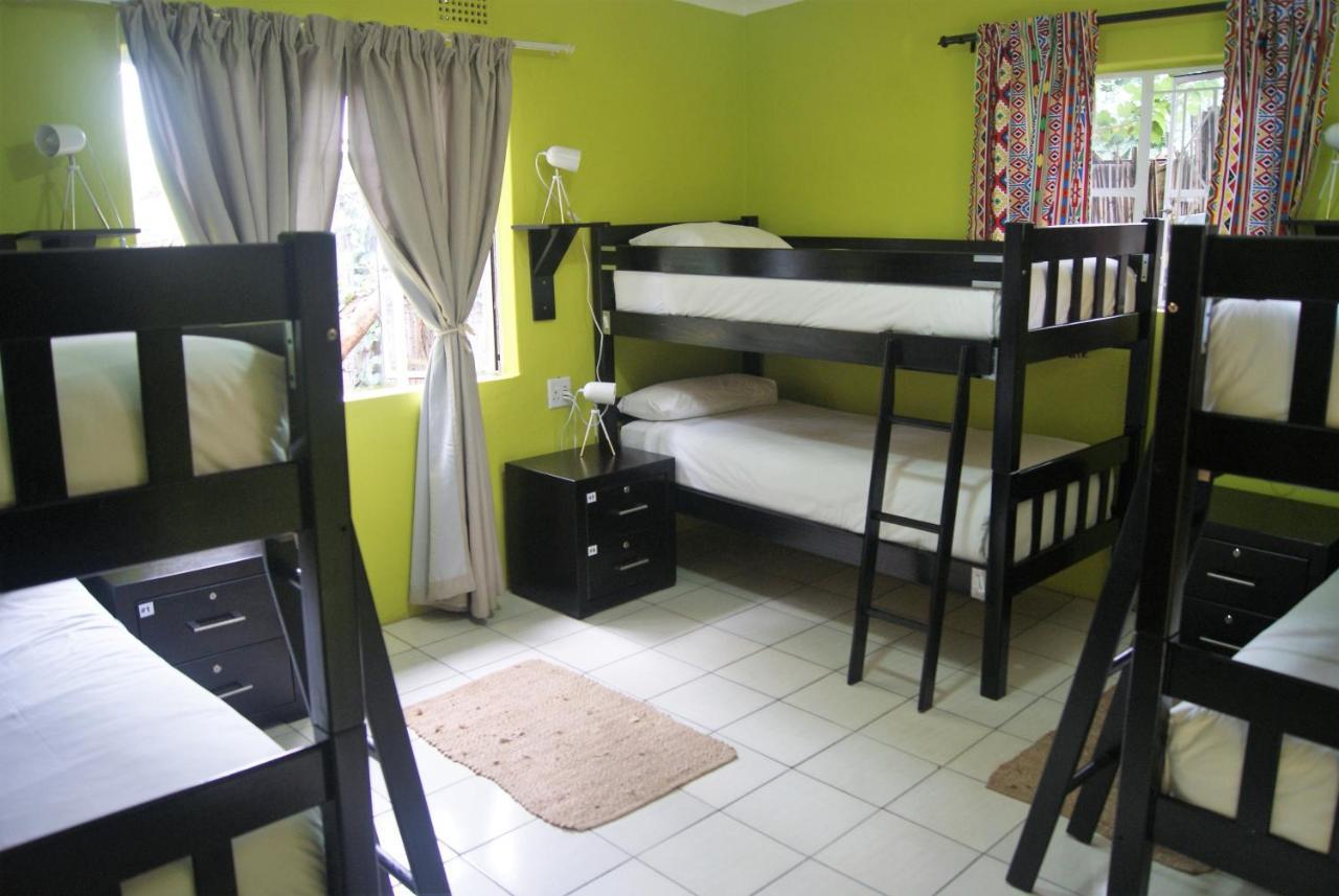 Lebo'S Soweto Backpackers Hostel Εξωτερικό φωτογραφία